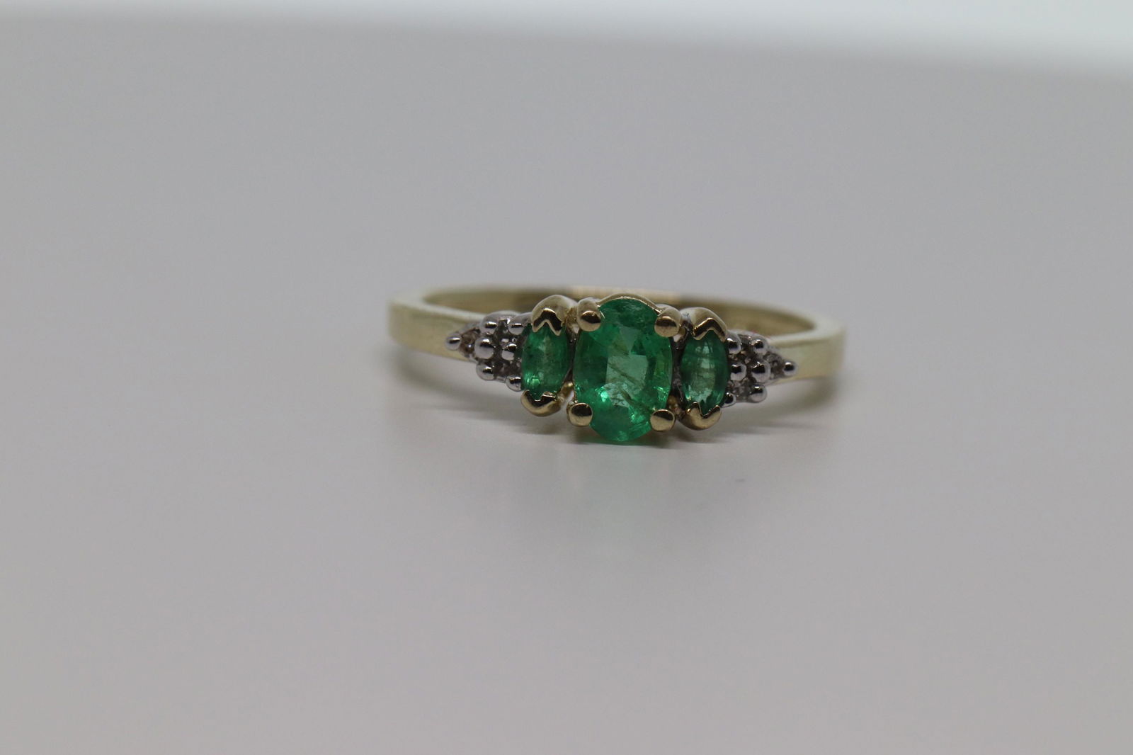 Ladies Diamond & Emerald Ring (1 of 3)