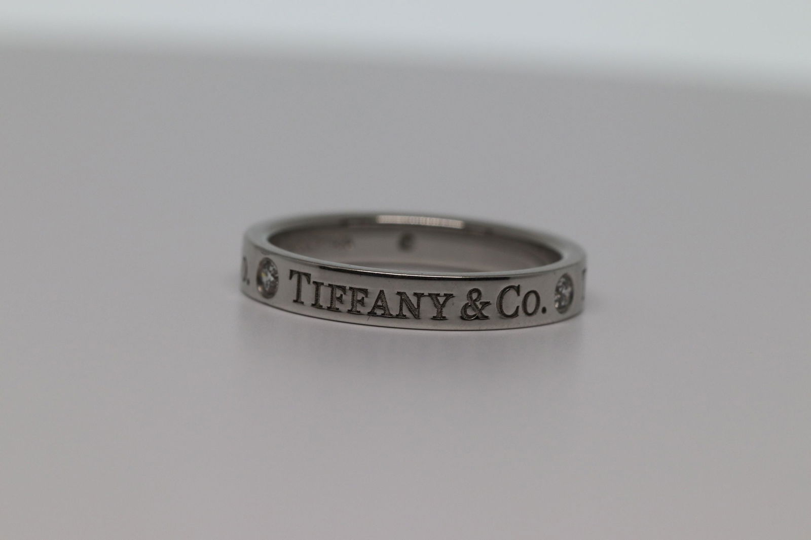 Tiffany & Co Platinum Diamond Ring (1 of 5)
