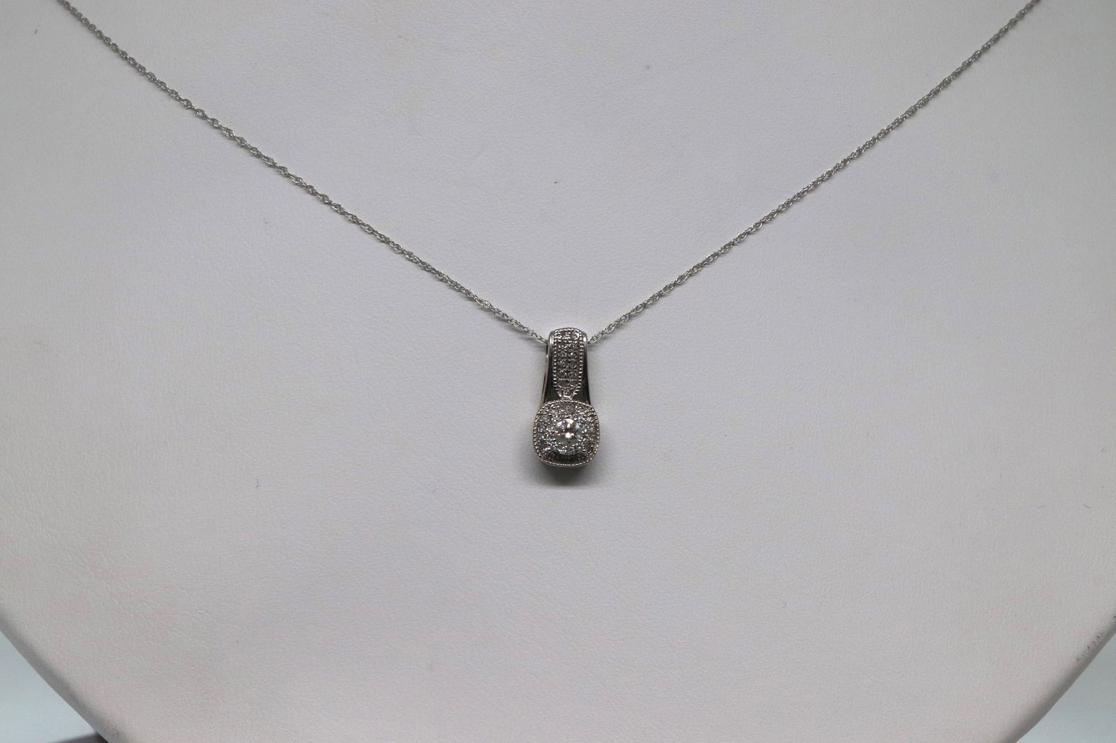 Diamond Pendant/Necklace (1 of 4)
