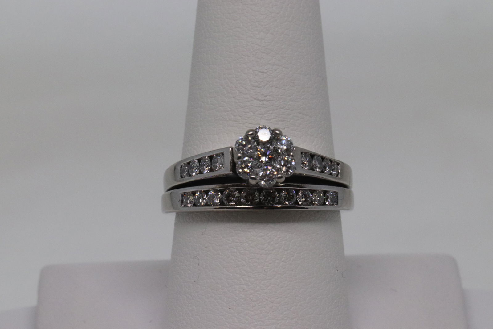 14kt Ladies Diamond Ring (1 of 5)
