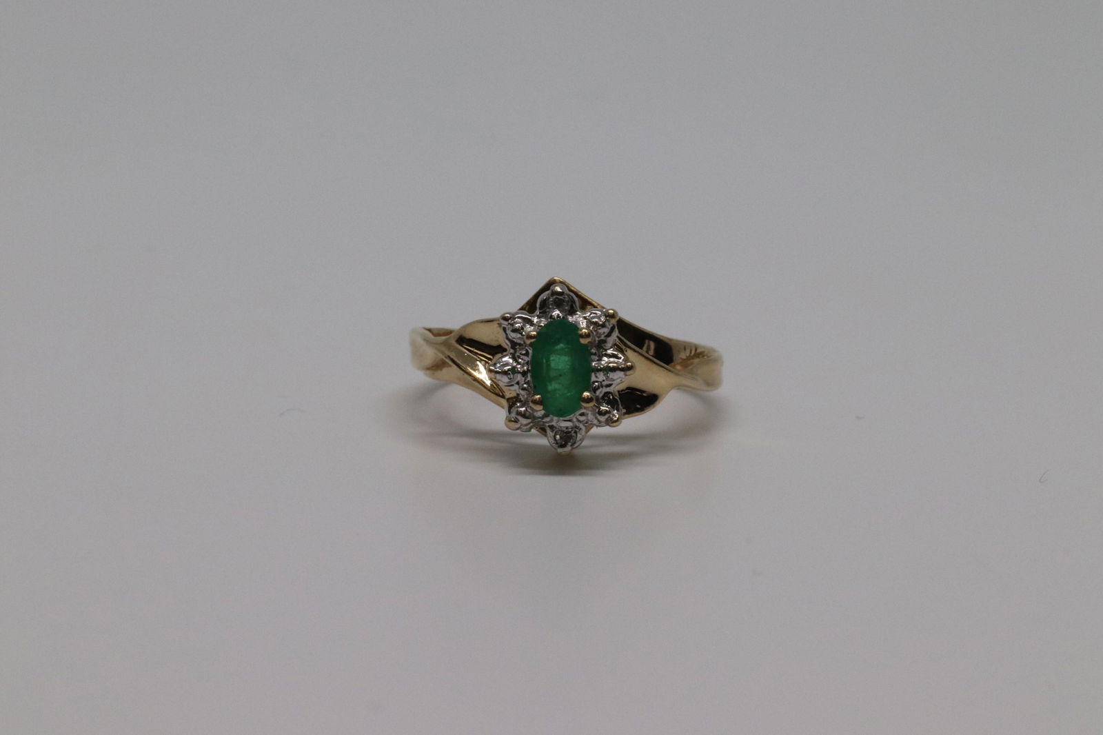 14Kt Diamond & Emerald Ring (1 of 4)