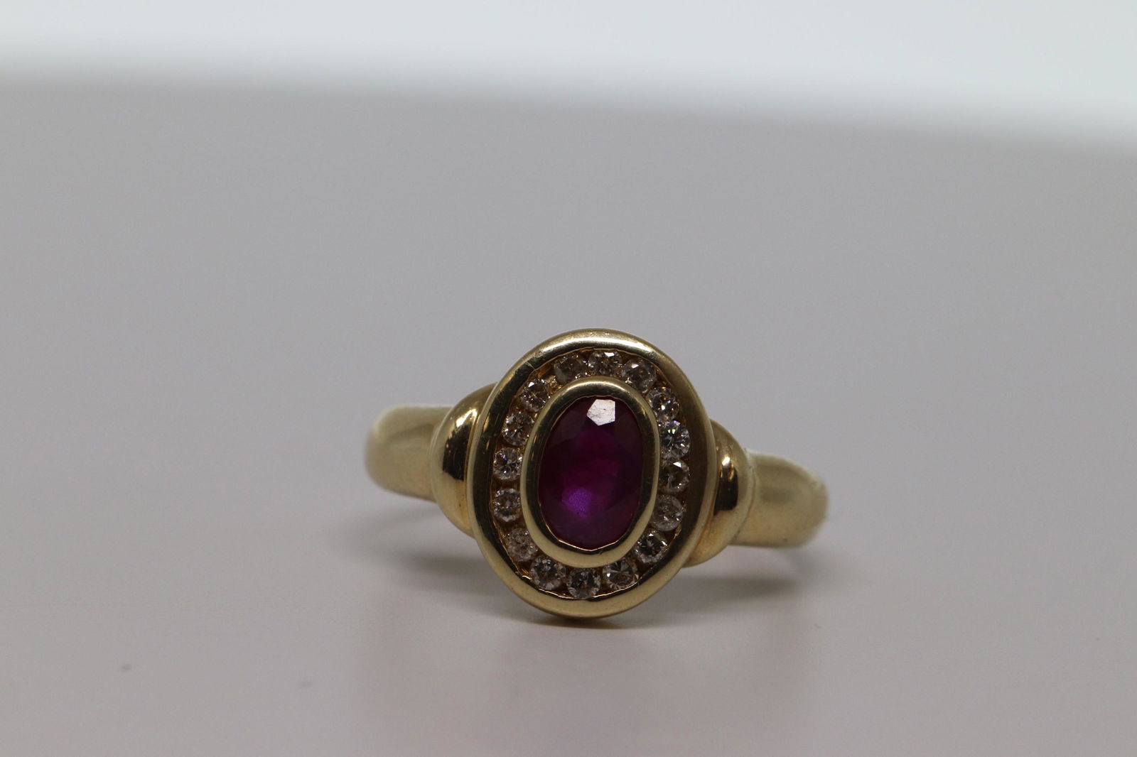 14Kt Diamond & Ruby Ring (1 of 5)