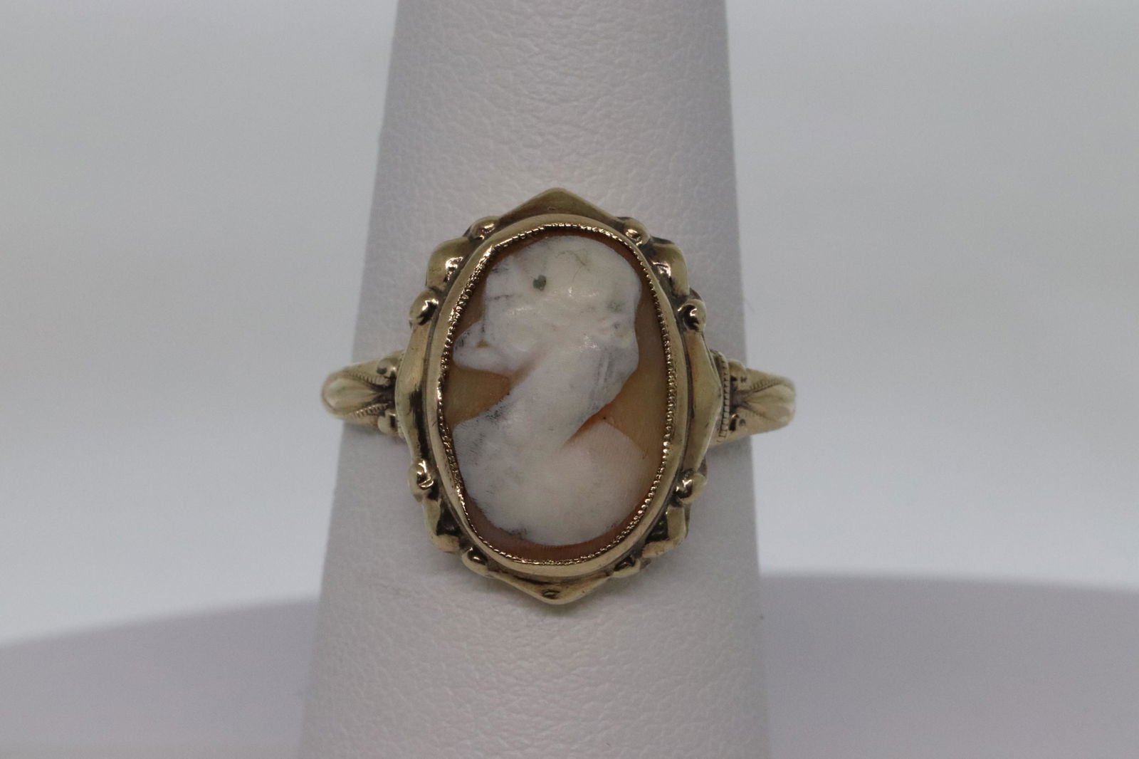 Antique Yellow gold Victorian Cameo Ring (1 of 4)