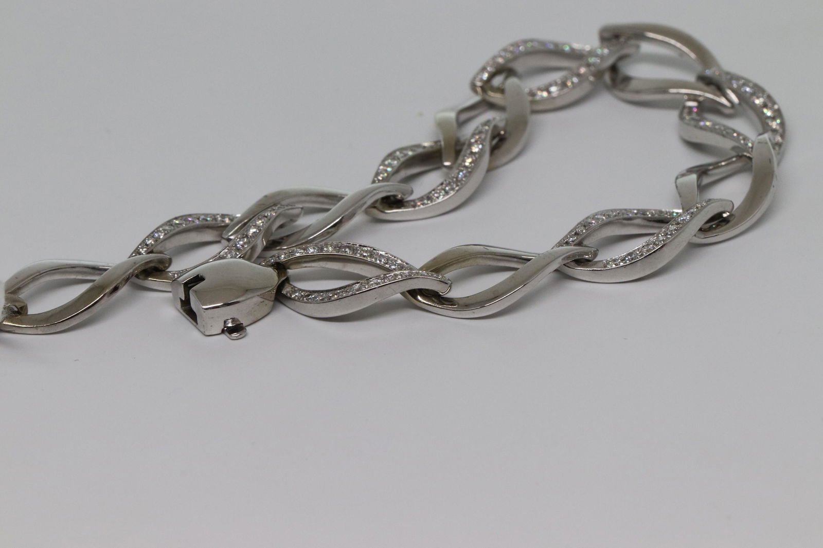 14k Chain Diamond Bracelet (1 of 4)