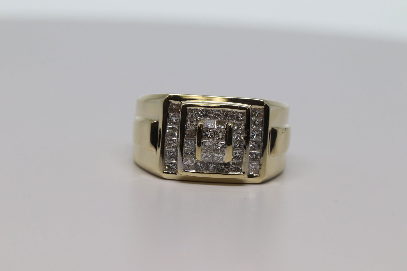 14Kt Men's Diamond Ring (1 of 4)