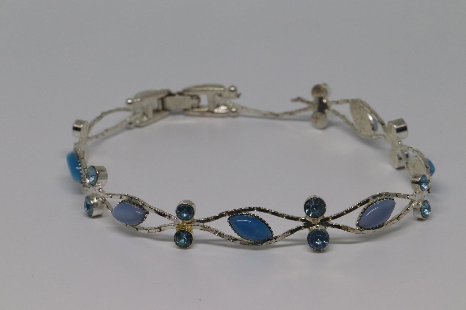 Ladies .925 silver bracelet (1 of 3)