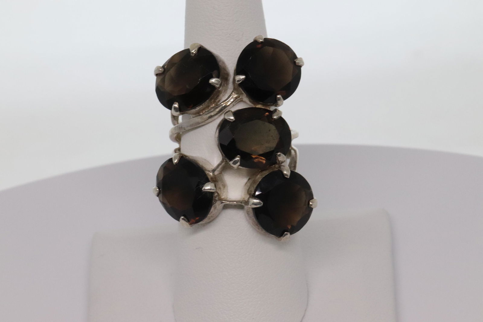 Ladies .925 Silver Ring (1 of 4)