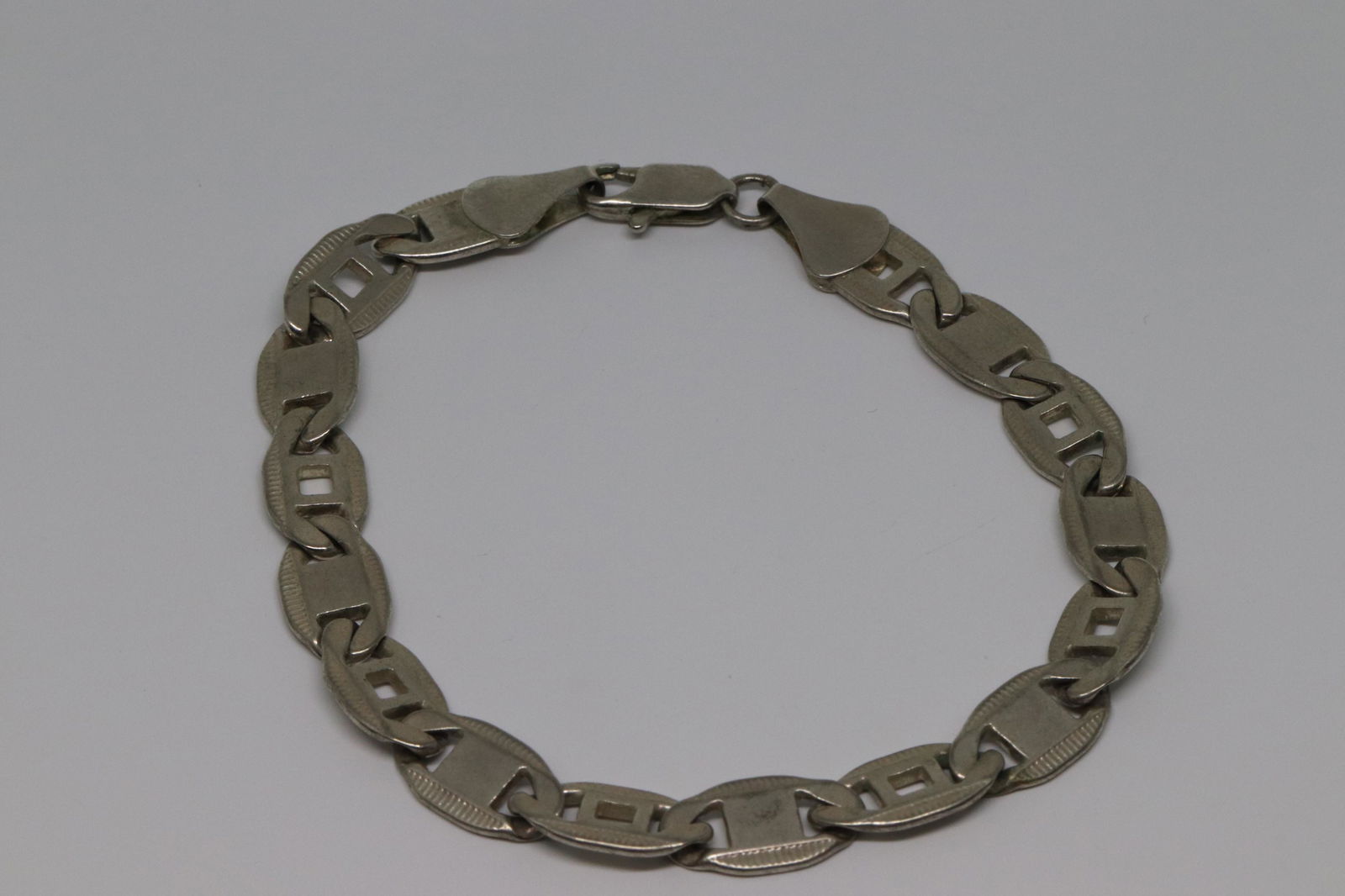 925 Gucci links mens bracelet (1 of 4)