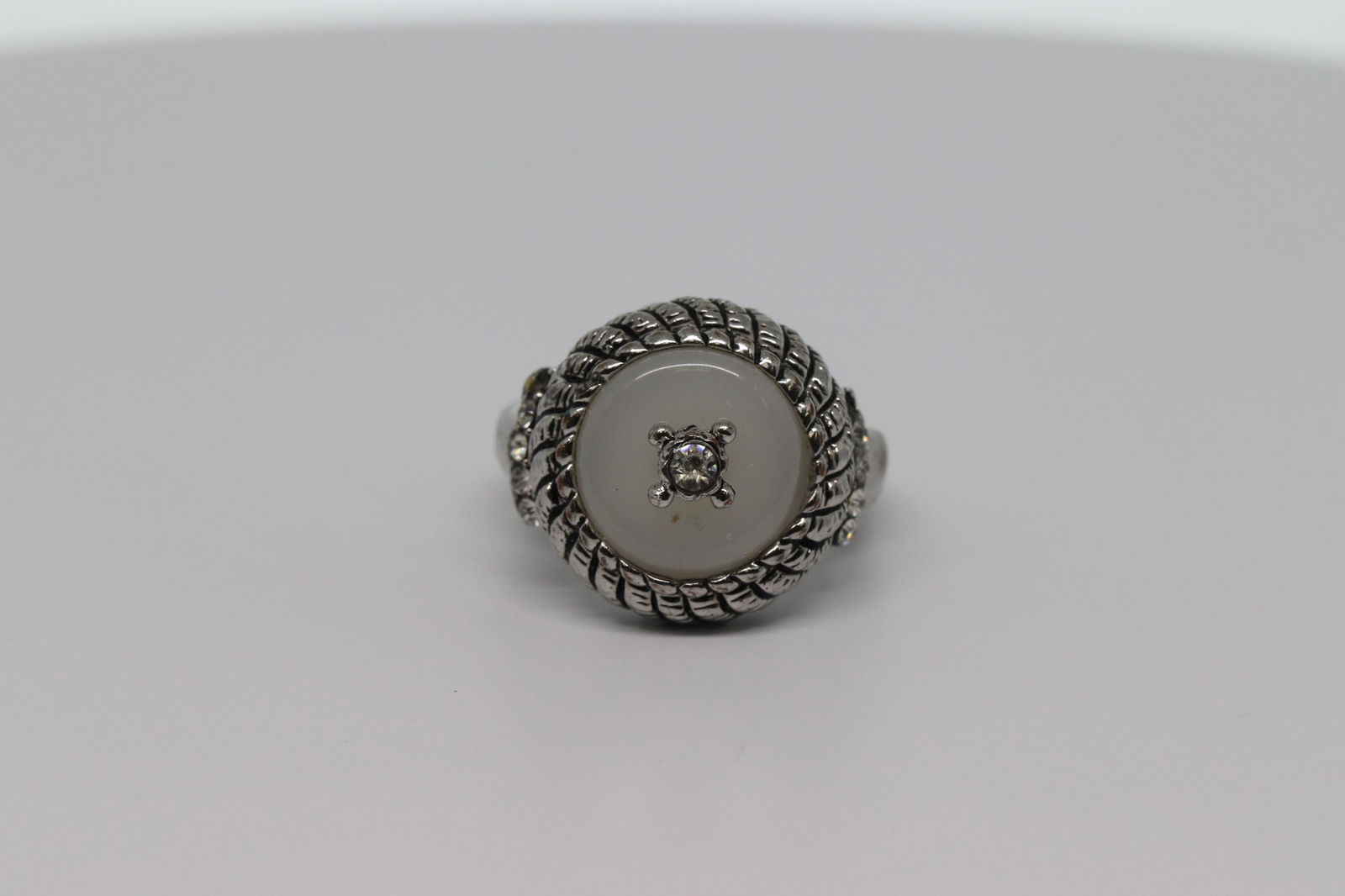 Ladies .925 Silver Ring (1 of 5)