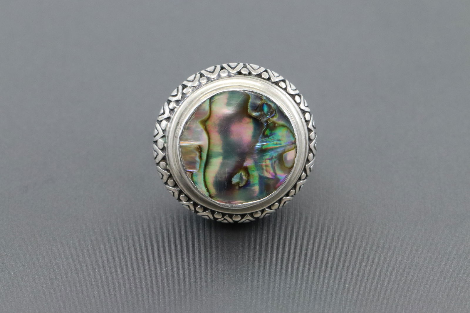 Ladies .925 Silver Ring (1 of 4)