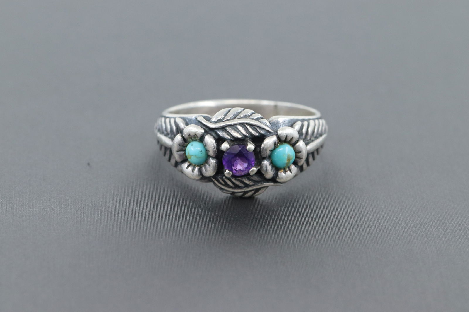 925 Silver womens art deco ring with amazing center (1 of 4)