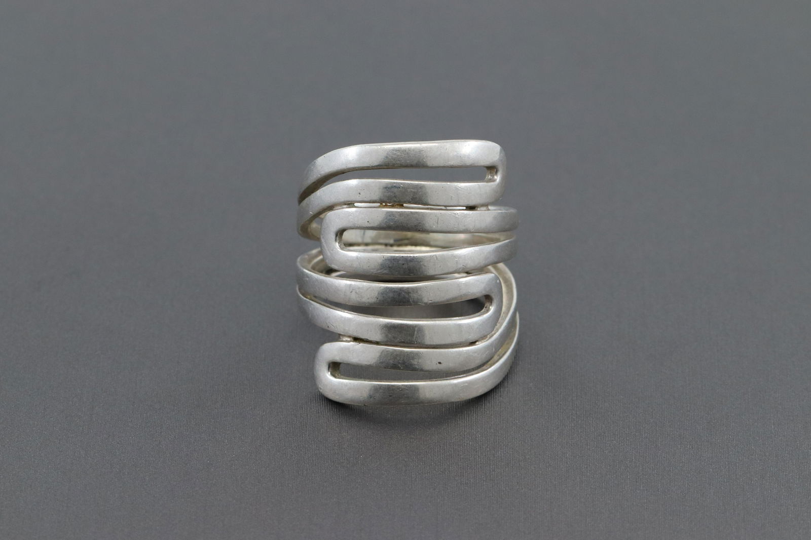 Sterling Silver Marquise Cut Amethyst Ring Band. (1 of 2)