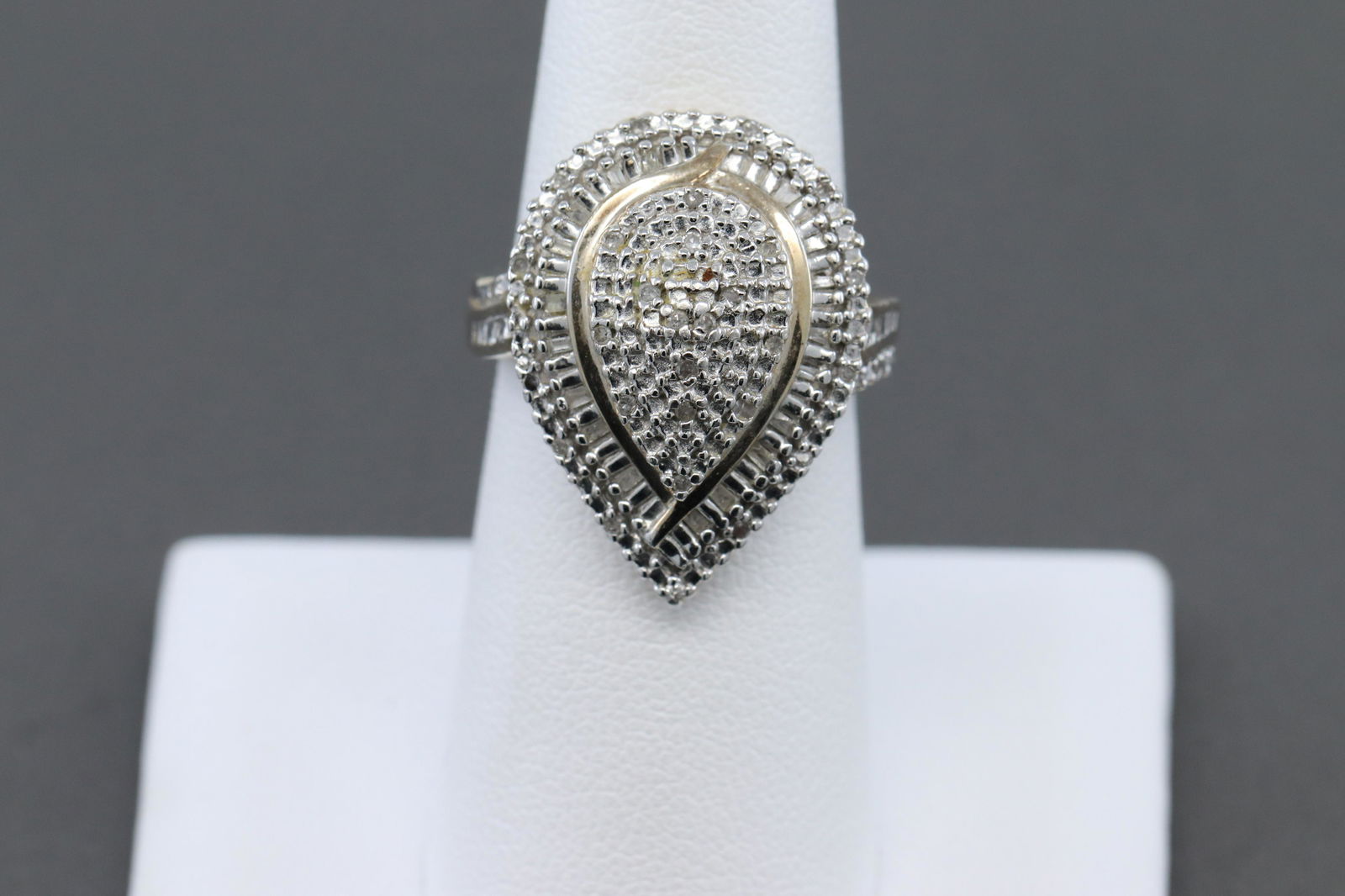 Ladies Diamond Ring (1 of 4)