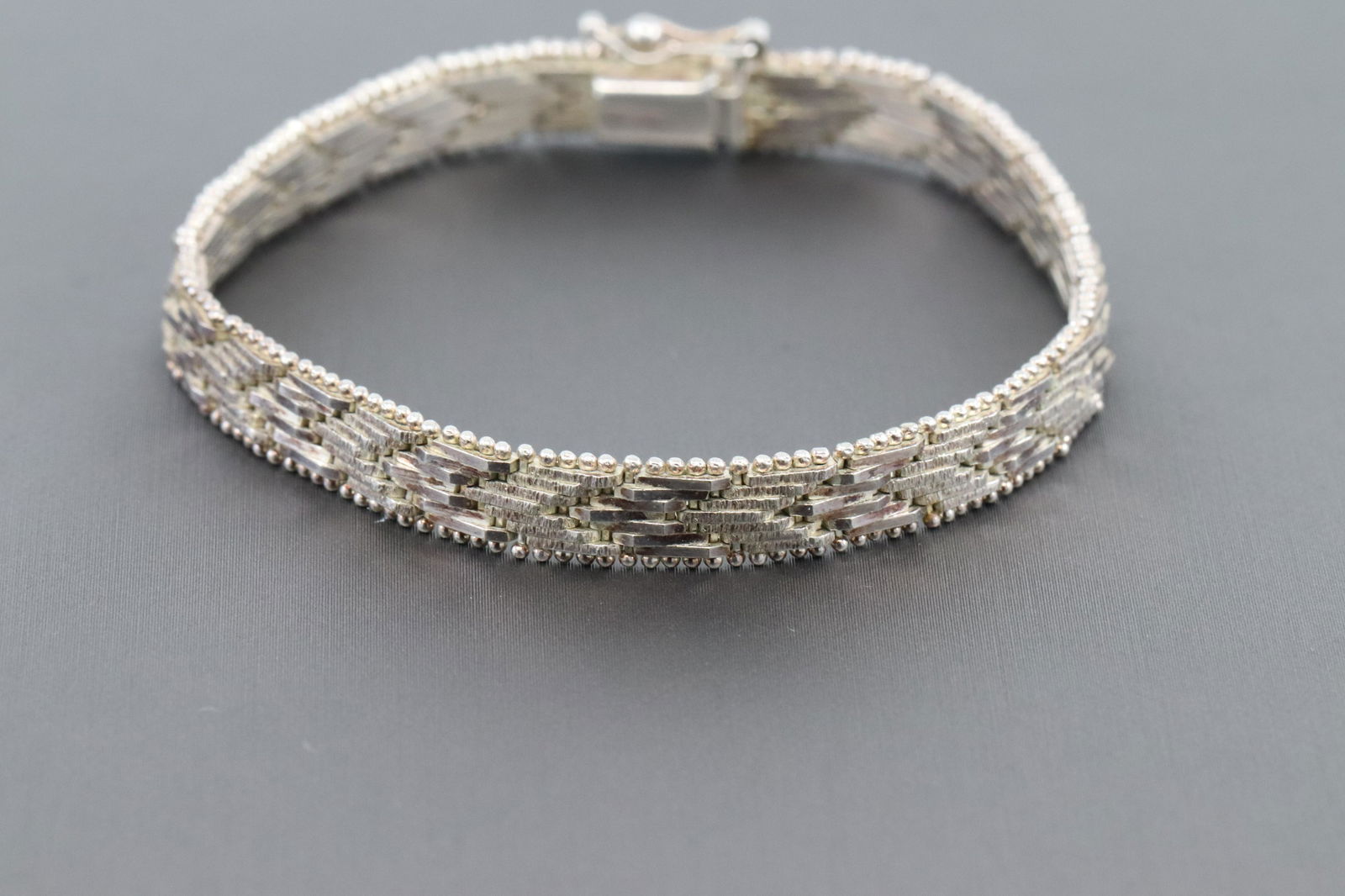 Ladies .925 Silver bracelet (1 of 3)