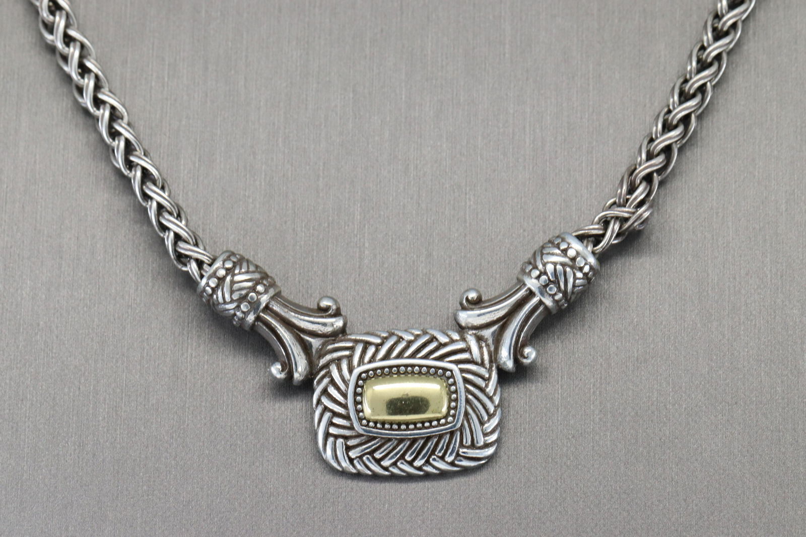 Ladies 925 silver Necklace. (1 of 8)