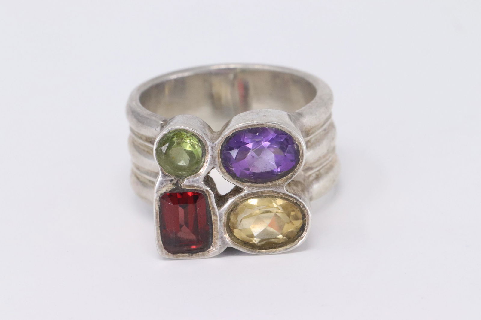 Ladies Multi Color Silver Ring (1 of 4)