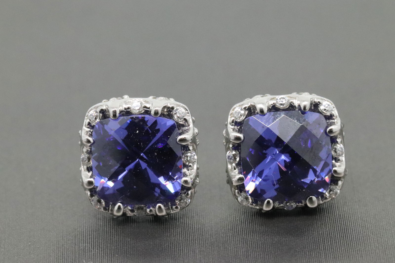 Ladies Silver 925 Earrings. (1 of 2)