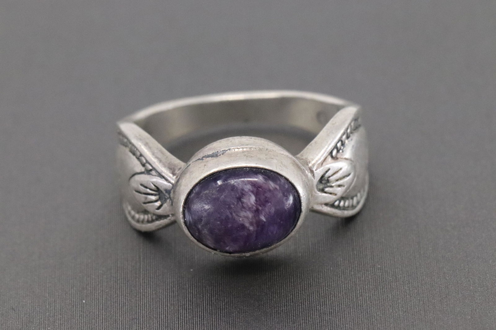 Cabochon Amethyst Silver Ring (1 of 3)
