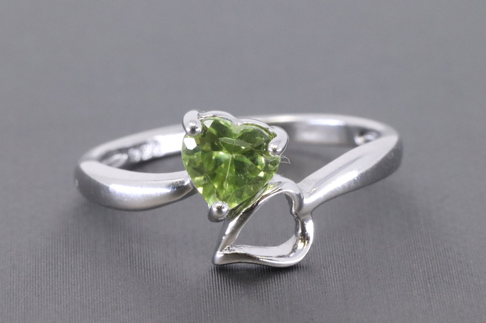 925 Hear Ring (1 of 3)