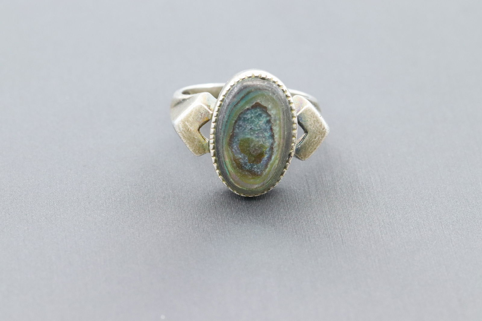 Ladies 925 silver ring (1 of 3)