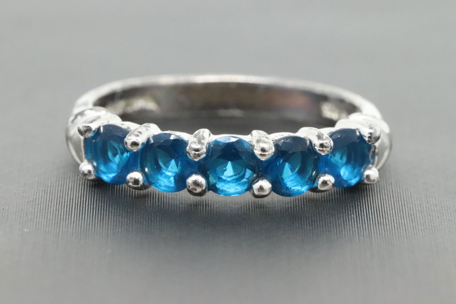 Ladies 925 Silver Band. (1 of 3)