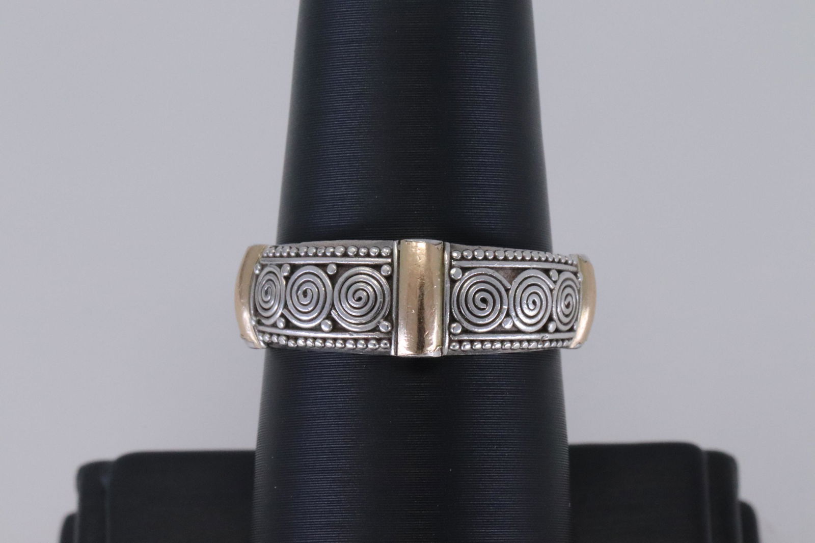 Mens 925 Silver Ring Band (1 of 3)