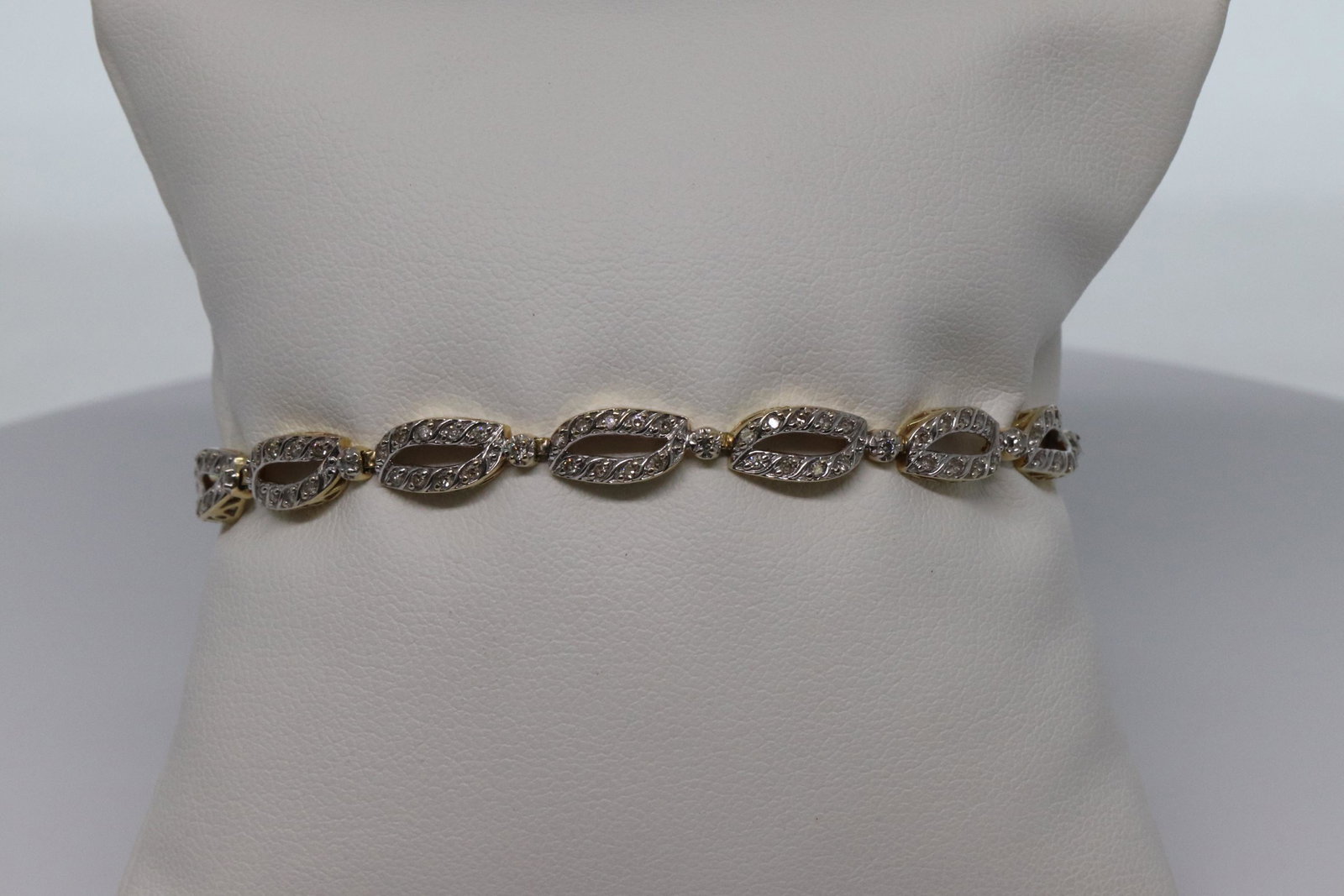 14Kt Ladies Diamond Bracelet: A ladies 14kt Yellow Gold Diamond bracelet. The bracelet has a total of 133 round diamonds. The diamonds weight approx 1.50tcw. Bracelet length is about 7in. Total weight is 6.80gr.