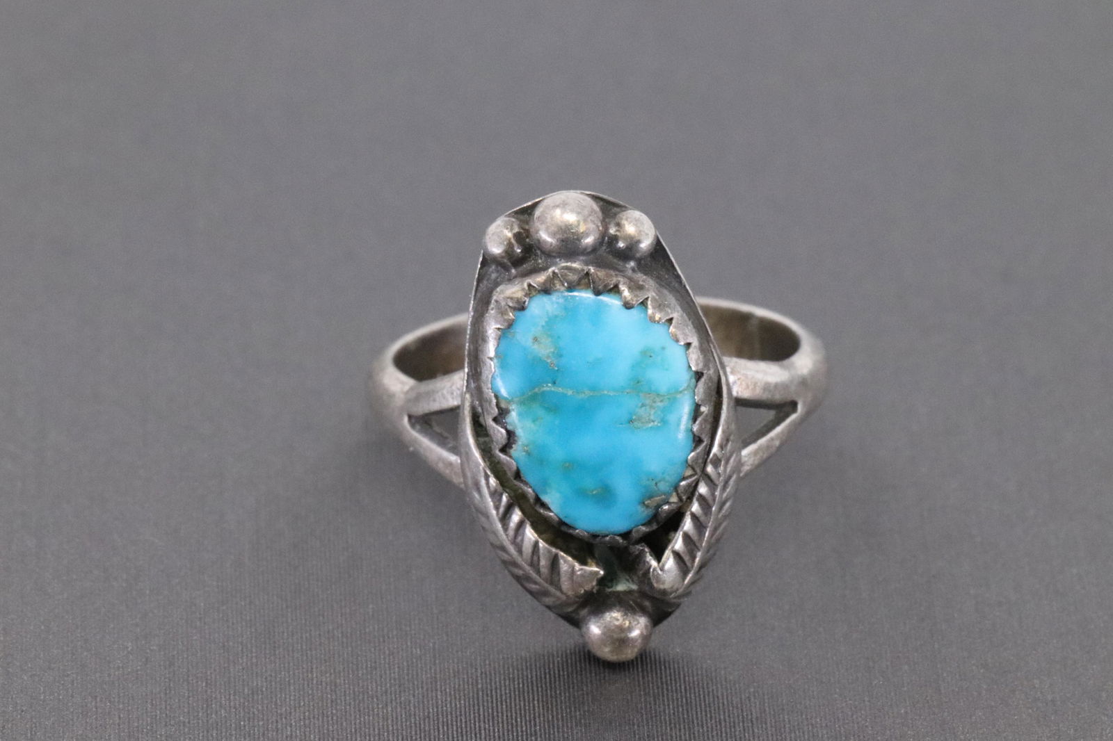 Native American Navajo Sterling Silver & Turquoise Ring (1 of 4)