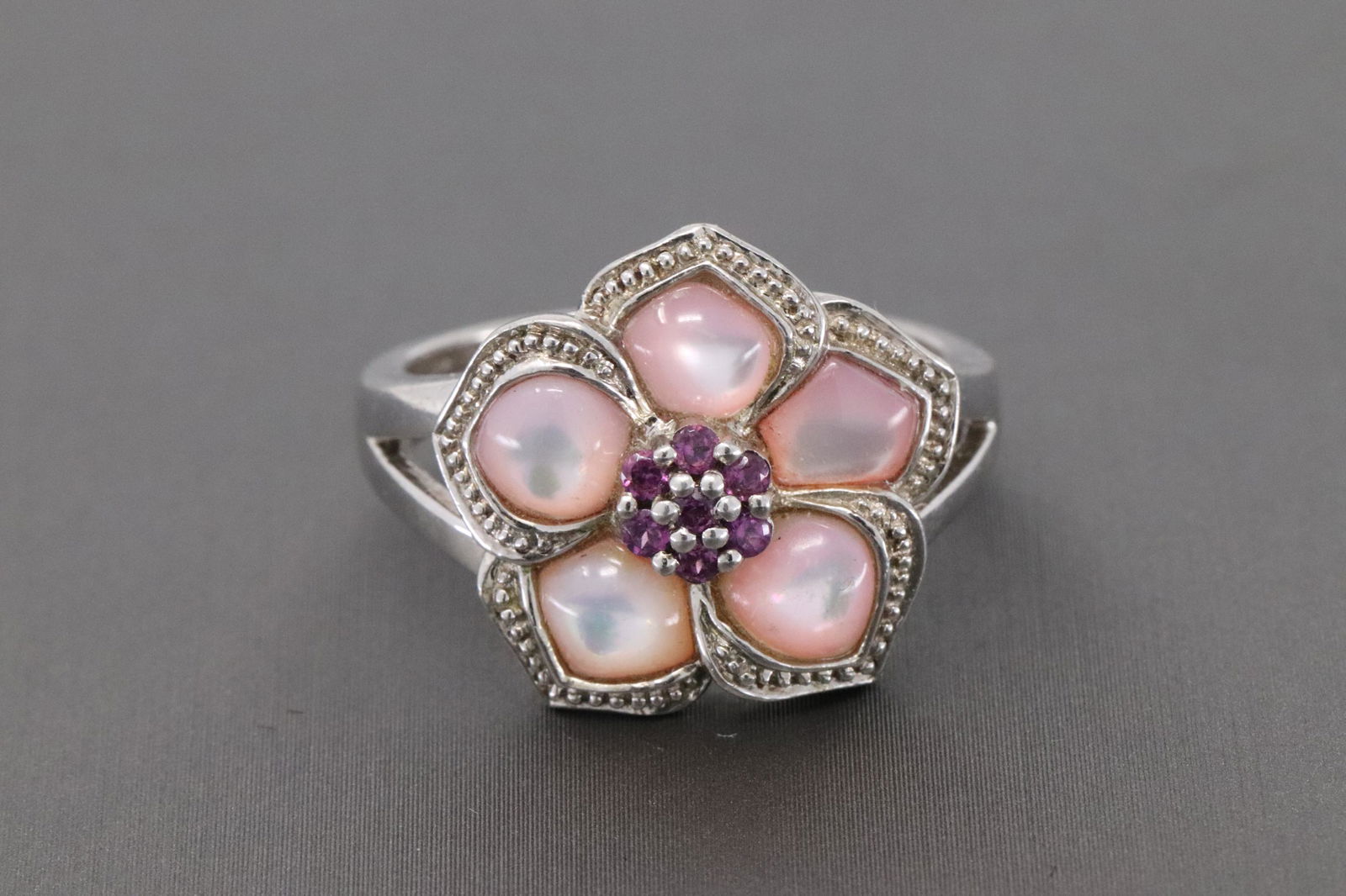 925 Silver Flower Ring. (1 of 3)