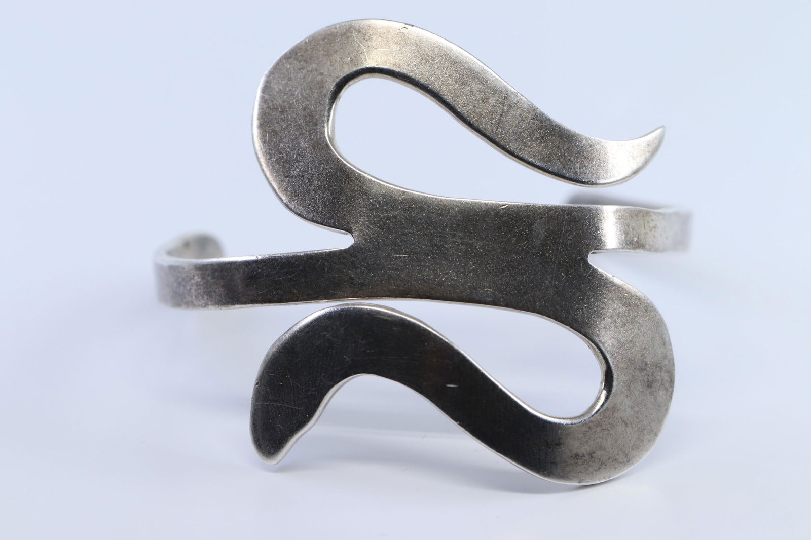 .925 Ladies Silver Cuff Bangle (1 of 2)