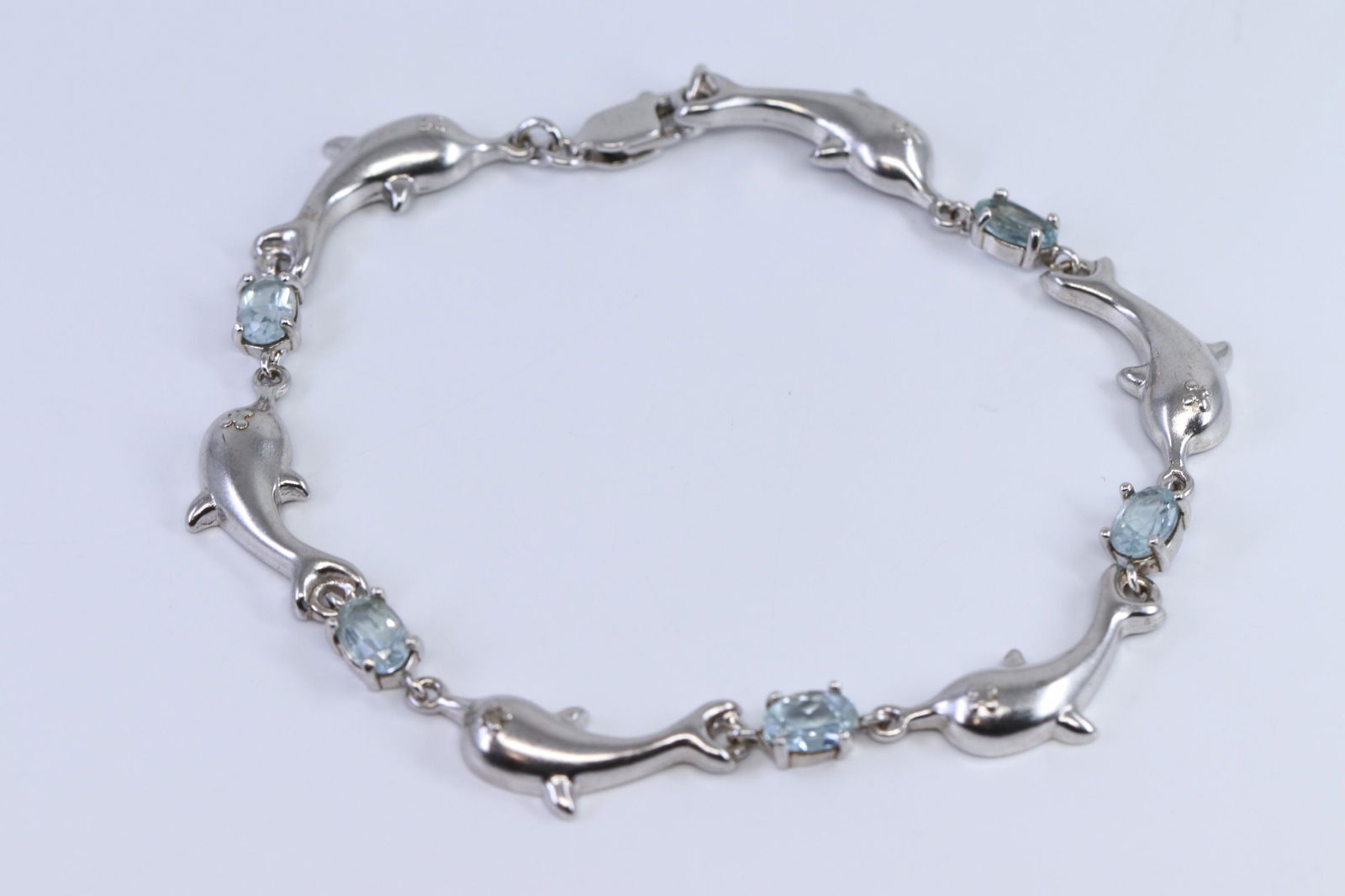 925 Silver dolphin bracelet W/ blue topaz stones (1 of 7)