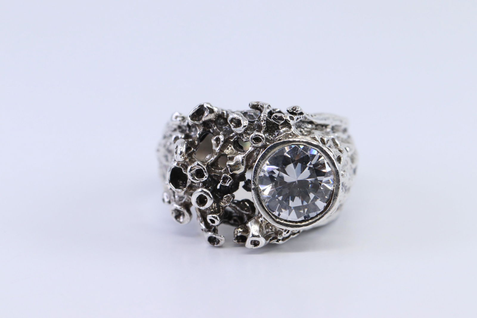 925 Silver Ladies Ring. (1 of 3)