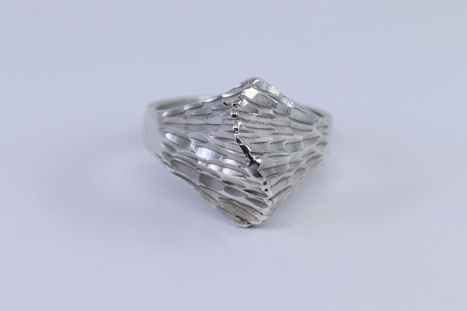 925 Silver Ring. (1 of 3)