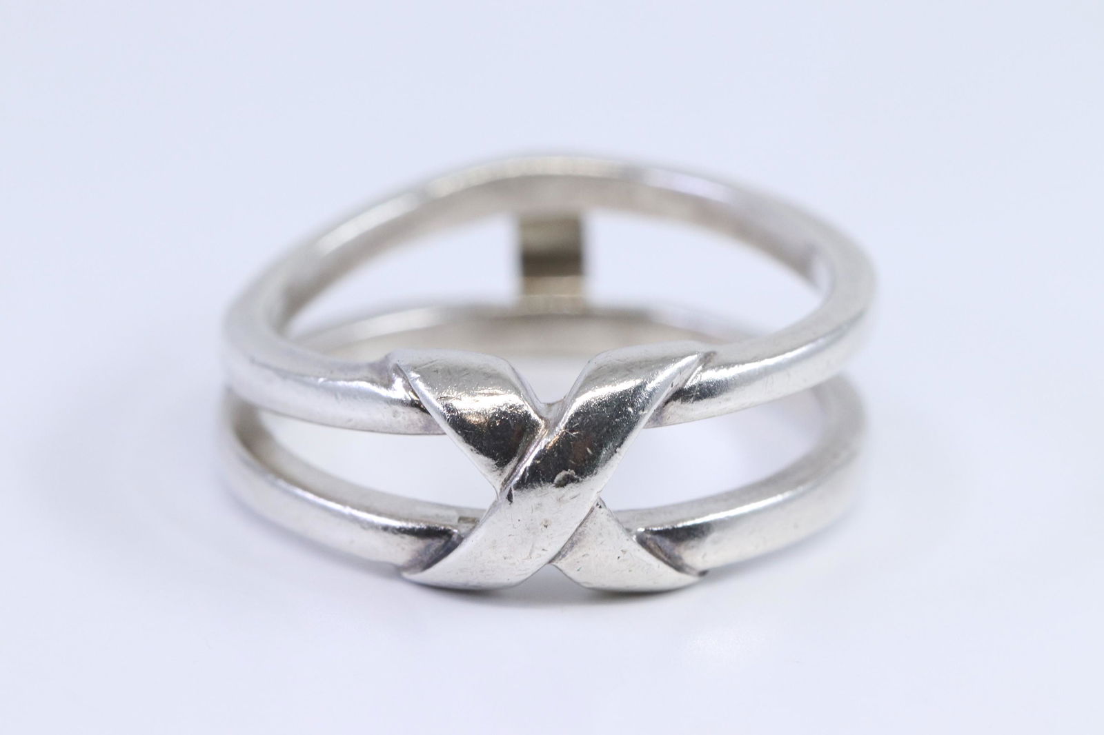 925 Silver Ladies Ring. (1 of 4)