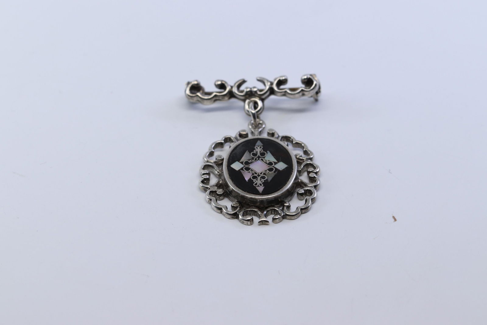 Sterling Silver .925 Brooch (1 of 2)