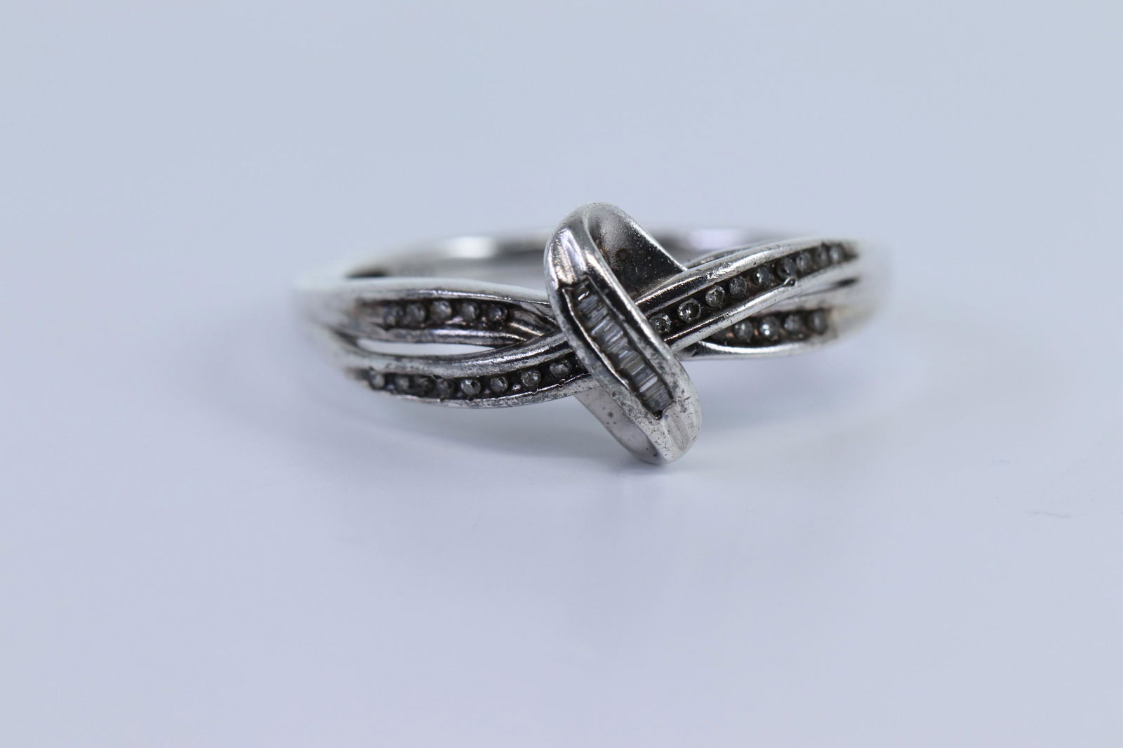 Diamond Ladies Ring (1 of 3)