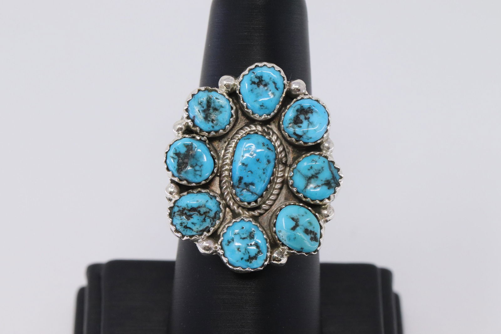 Navajo Sterling Silver Ladies Turquoise Ring. (1 of 4)