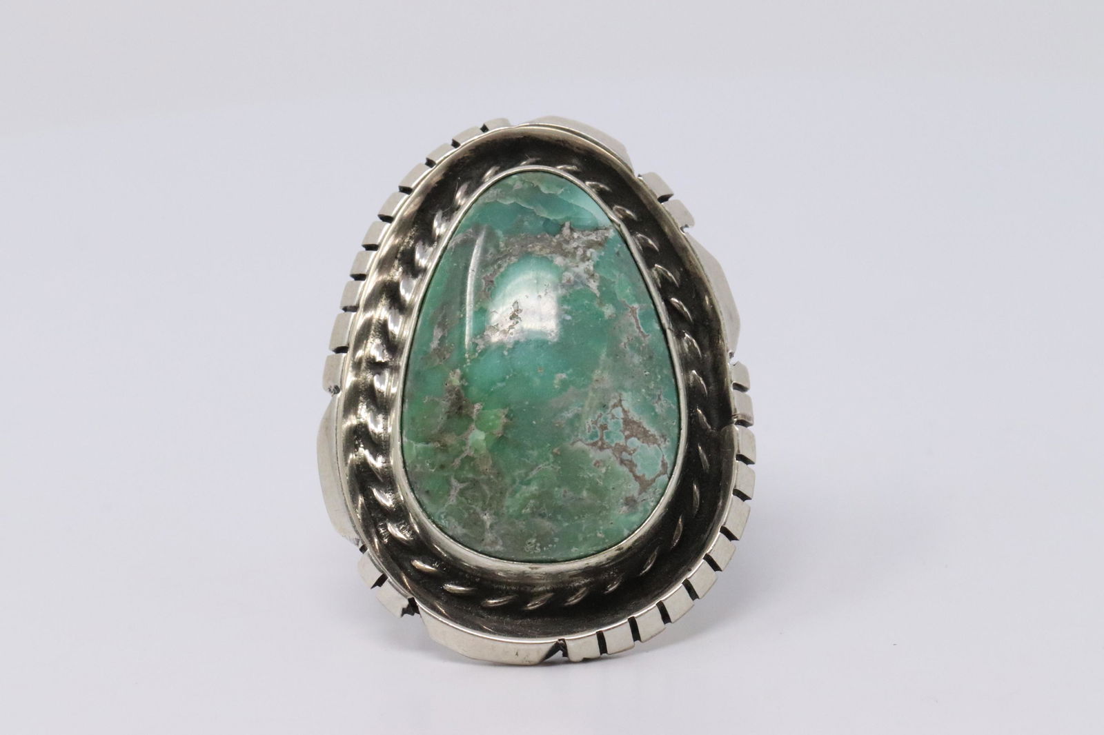 Large Broken Arrow Turquoise Sterling Silver Ring Betta (1 of 3)