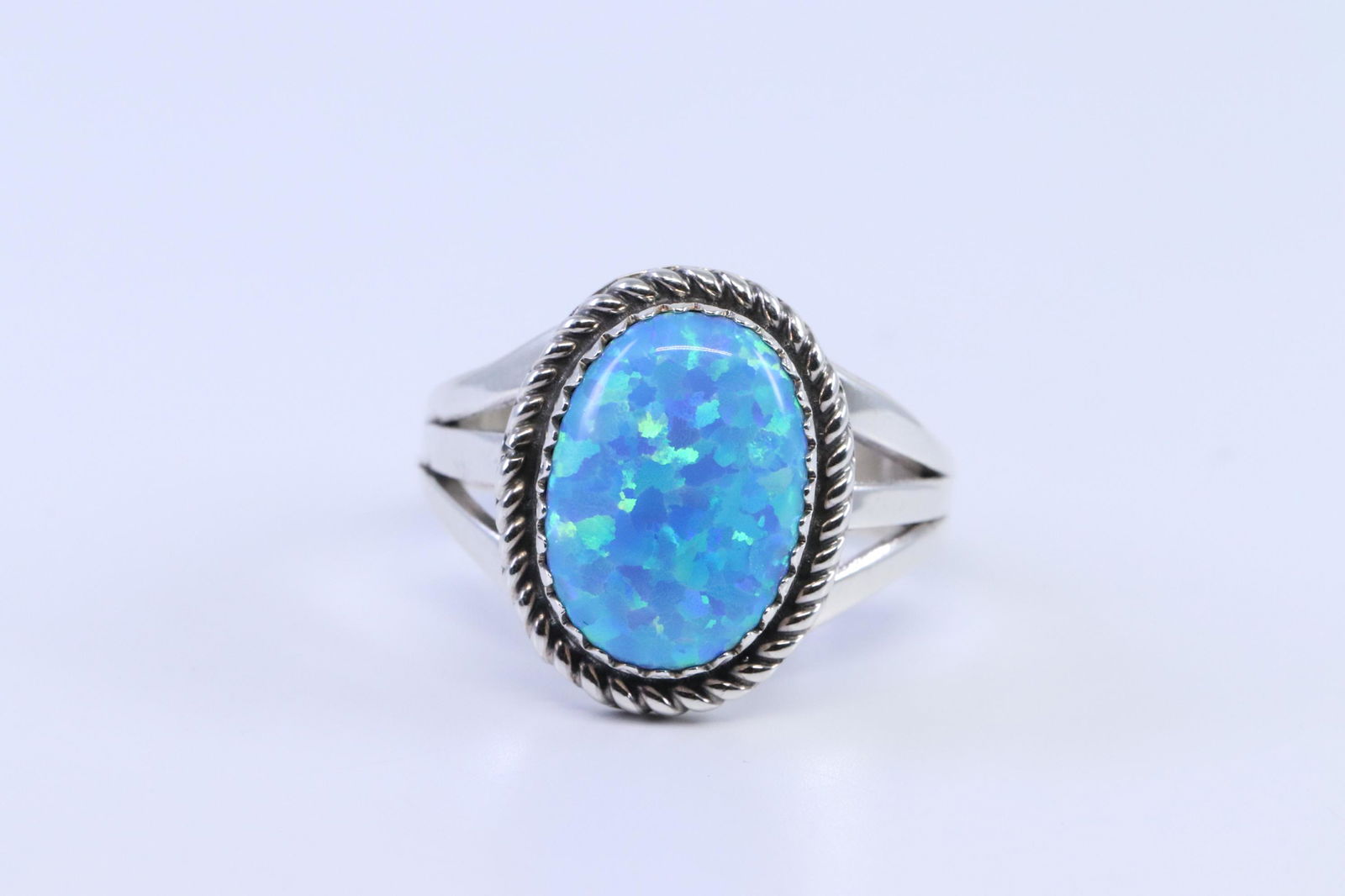 Navajo Sterling Silver Ladies Ring. (1 of 4)