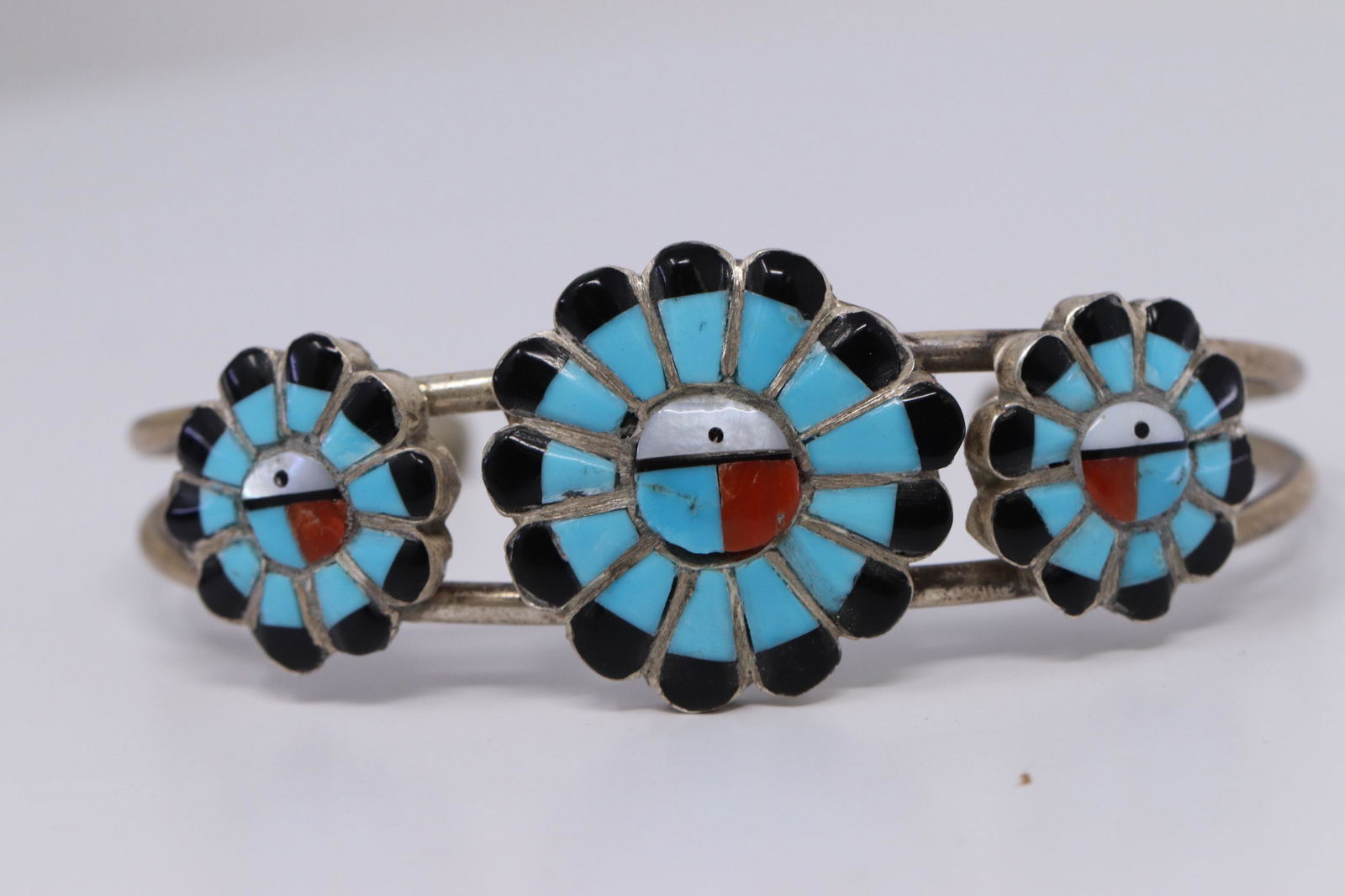 Native American Zuni Multi-Stone Inlay Sunface Silver (1 of 3)