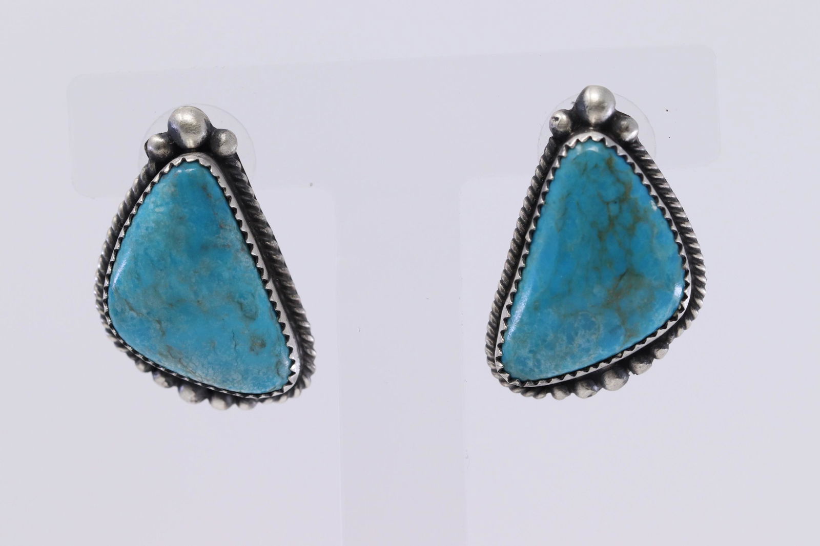 Navajo Handmade Kingman Turquoise Earrings Set In (1 of 2)