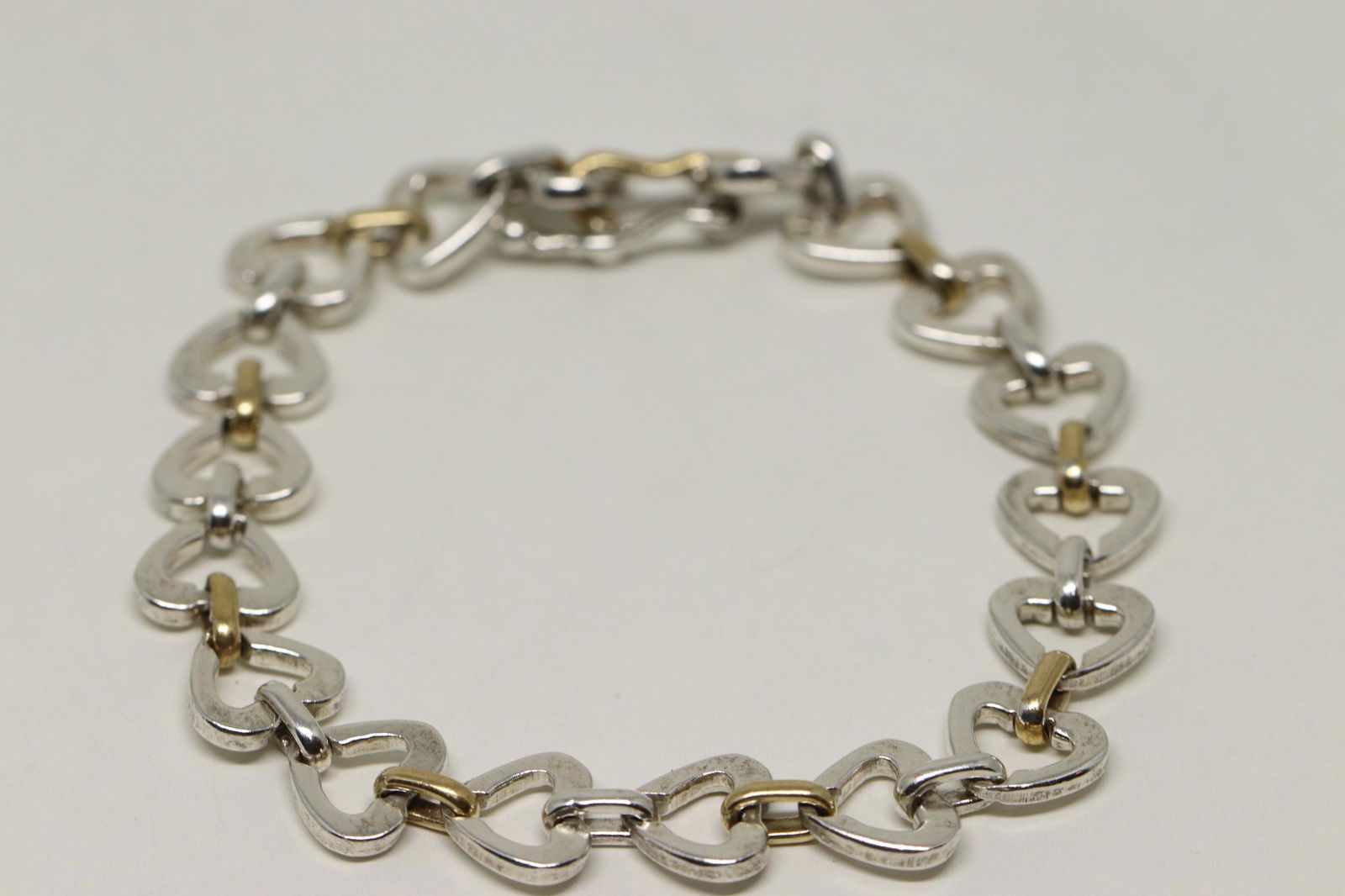 Ladies 925 Silver Heart Bracelet. (1 of 4)