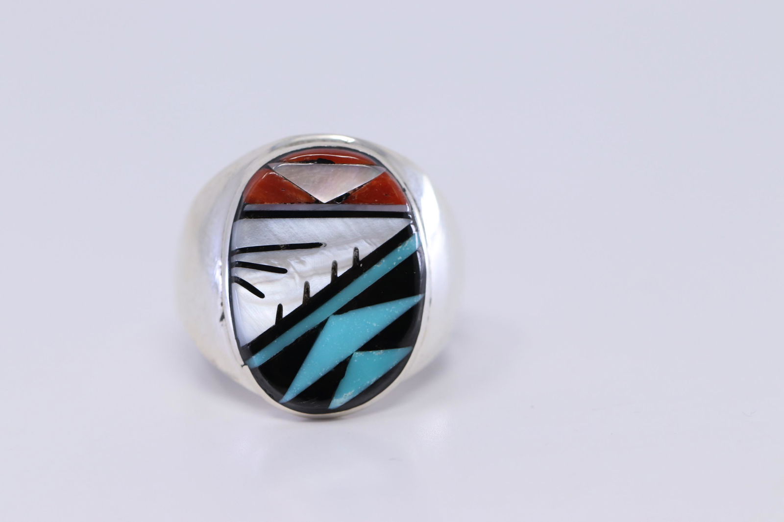 Native American Handmade Zuni Ring. (1 of 4)