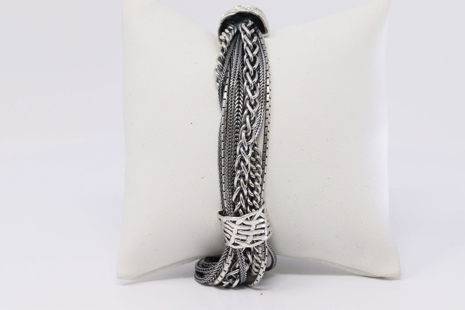 Ladies 925 Silver Bracelet. (1 of 3)