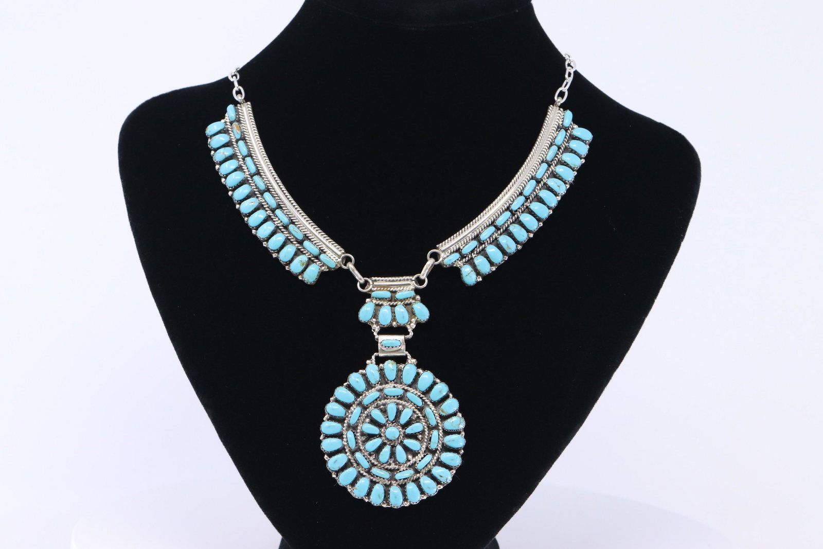 Navajo Handmade Sterling Silver Turquoise Cluster: This is a Navajo Handmade Sterling Silver Turquoise Cluster Necklace Juliana Williams. REF:I1265T021