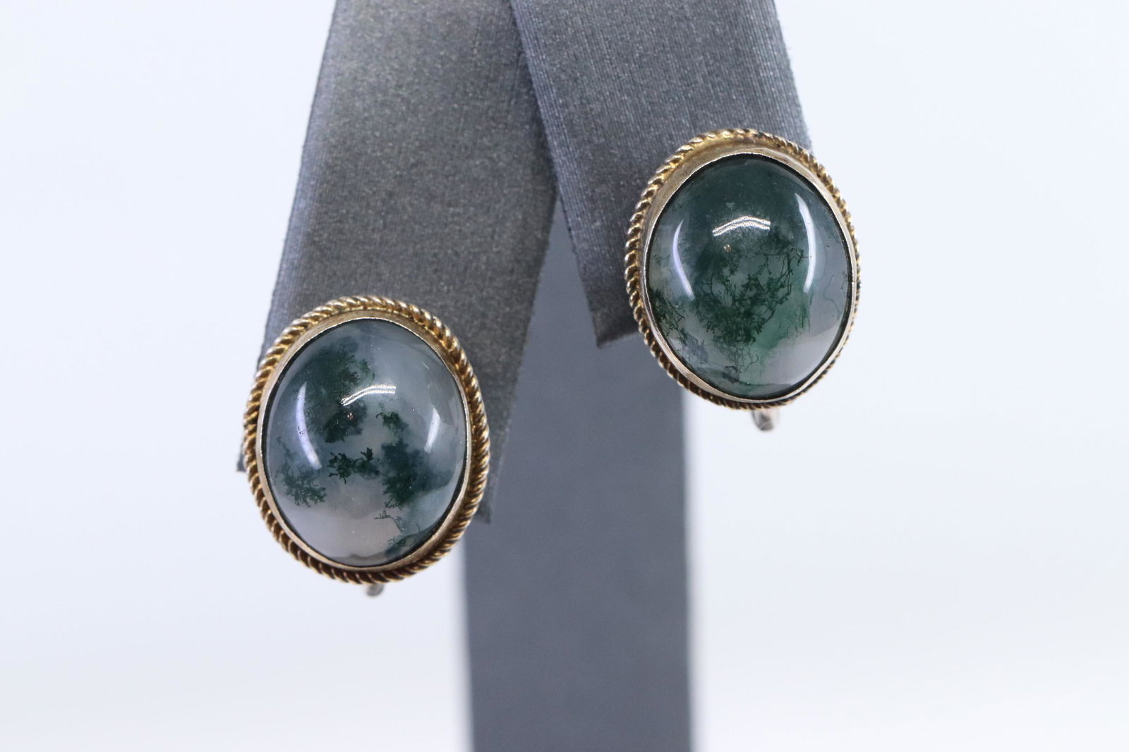 Sterling Silver Art Deco Design Earrings. (1 of 2)