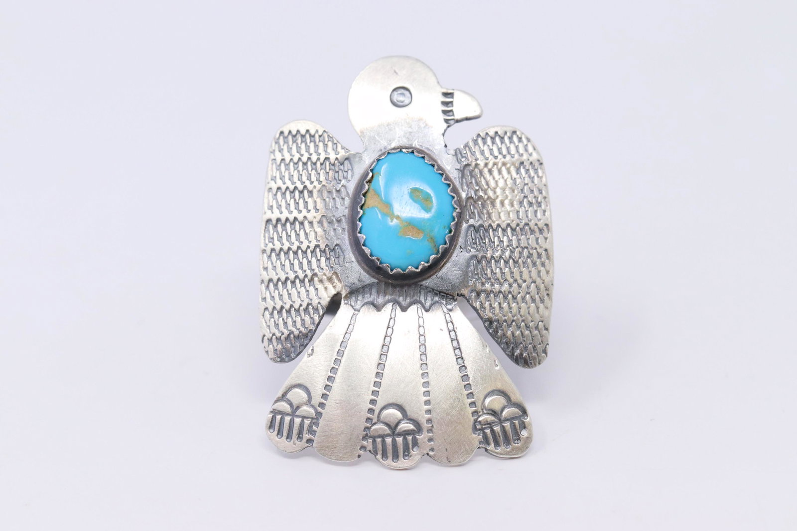 Native American Navajo Sterling Silver Turquoise Ring: This is a Native American Navajo Sterling Silver Kingman Turquoise Ring By Tim Yazzie. Ring size is 9.00