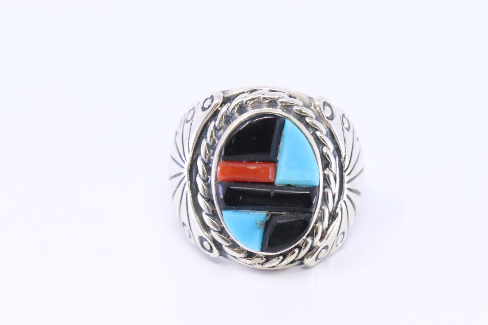 Native American Navajo Men's Multi-Color Gemstone Ring: This is a Native American Navajo Men's Multi-Color Gemstone Ring. Ring size is 9.00.