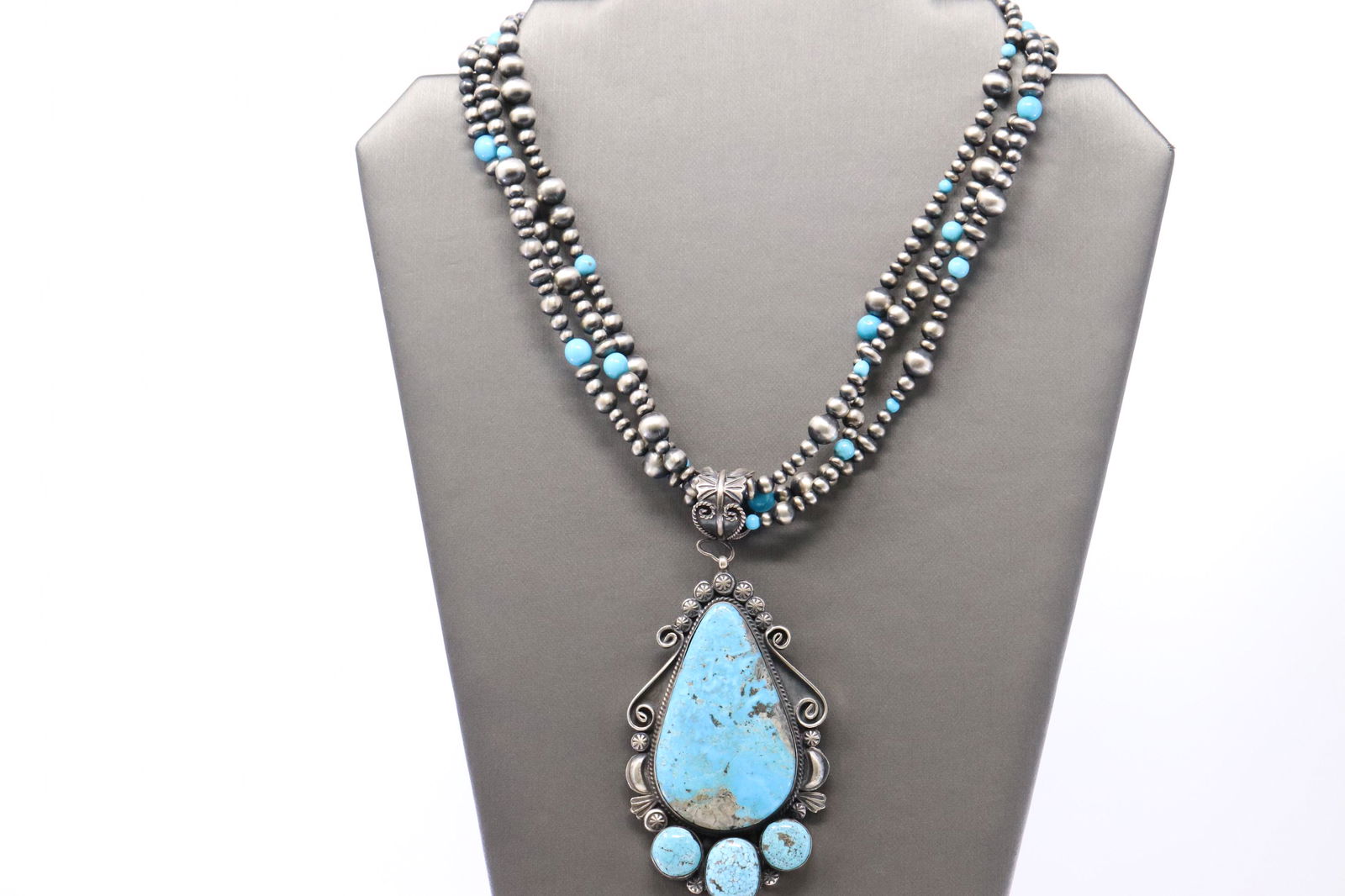 Native American Handmade Navajo Turquoise Necklace By (1 of 5)