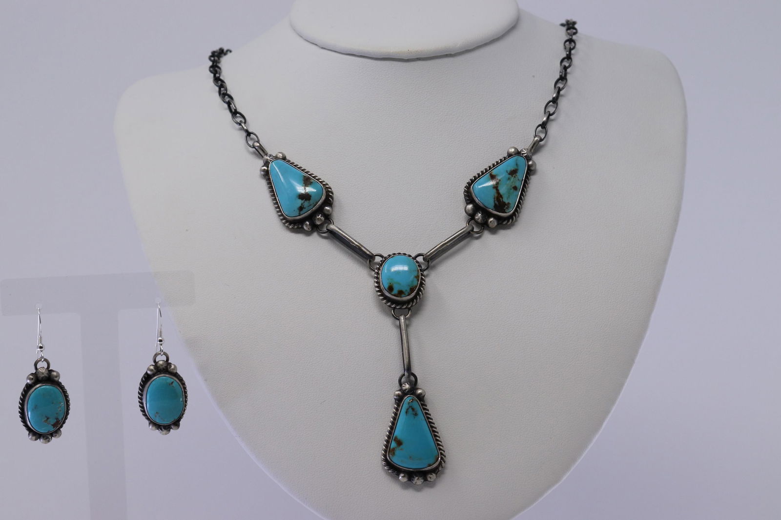 Native American Navajo Handmade Kingman Choker/Necklace (1 of 5)